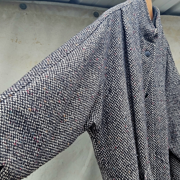 VINTAGE 1980s Cool Textured Tweed Tweed MIDI Coat/Jacket With Batwing Detail - Picture 5 of 13